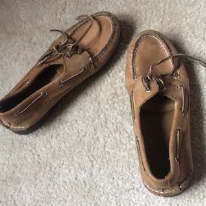 Sperry topsiders boat shoes